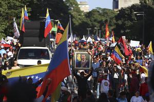 VENEZUELA-CARACAS-MADURO-MARCHA