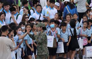 CHINA-HONG KONG-FLOTA DE LA ARMADA DEL EPL-JORNADAS DE PUERTAS ABIERTAS