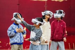 CHINA-VACACIONES DEL DIA NACIONAL-TECNOLOGIAS AVANZADAS-TURISMO