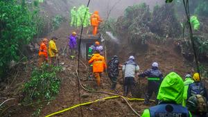 FILIPINAS-BAGUIO-DESLIZAMIENTO DE TIERRA