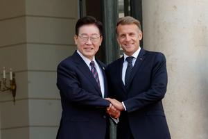 FRANCIA-PARIS-MACRON-PRESIDENTE SURCOREANO-REUNION