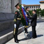 CHINA-BEIJING-LAOS-THONGLOUN-MONUMENTO-TRIBUTO