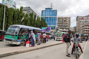 TANZANIA-DAR ES SALAAM-PRECIOS DE COMBUSTIBLE