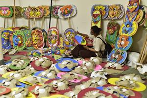 BANGLADESH-DHAKA-AÑO NUEVO BENGALI-PREPARATIVOS