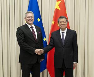 CHINA-BEIJING-HE LIFENG-COMISARIO EUROPEO-REUNION