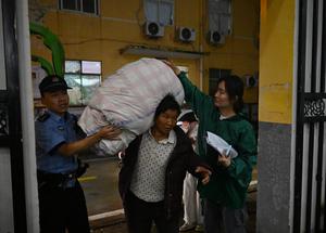 CHINA-HENAN-LUOHE-TIFON DOLPHIN-AYUDA EN CASO DE DESASTRE