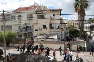 ISRAEL-BNEI BRAK-ATAQUES CON MISILES-SECUELAS