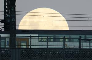 AUSTRALIA-SIDNEY-LUNA AZUL