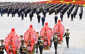 CHINA-BEIJING-LIDERES-DIA DE LOS MARTIRES-CEREMONIA