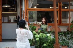CHINA-LIAONING-SHENYANG-CALLE BAJING-CULTURA DEL CAFE
