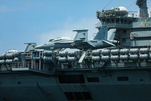 PANAMA-CIUDAD DE PANAMA-EEUU-PORTAAVIONES Y DESTRUCTOR-VISITA