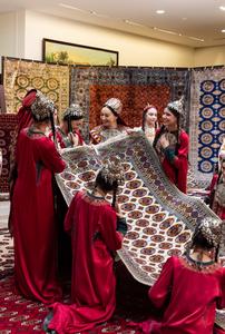 TURKMENISTAN-ASJABAD-DIA DE LA ALFOMBRA TURCOMANA