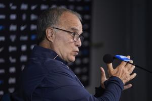 URUGUAY-MONTEVIDEO-FUTBOL-COPA MUNDIAL DE LA FIFA 2026-BIELSA-CONFERENCIA