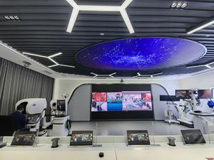 CHINA-SICHUAN-ROBOTS QUIRURGICOS