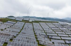 CHINA-ENERGIA VERDE-BAJAS EMISIONES DE CARBONO-DESARROLLO