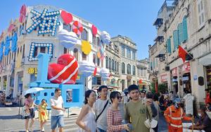 CHINA-HAINAN-VACACIONES POR EL DIA NACIONAL-TURISMO