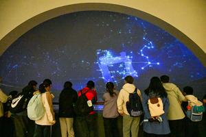 CHINA-VACACIONES DE PRIMAVERA-FERIADO DEL QINGMING-ESTUDIANTES-ACTIVIDADES