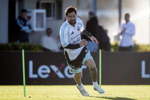 ARGENTINA-EZEIZA-ENTRENAMIENTO-MESSI