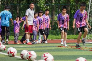 CHINA-ANHUI-SUSONG-FUTBOL-ESCUELA PRIMARIA