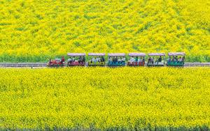 CHINA-FERIADO DEL FESTIVAL QINGMING-TURISMO