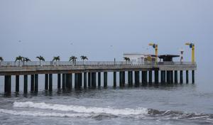 EL SALVADOR-LA LIBERTAD-MUELLE CON AYUDA DE CHINA