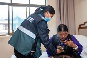 CHINA-XIZANG-GYIRONG-AVALANCHA DE LODO-ATENCION MEDICA