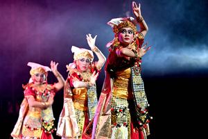 INDONESIA-YAKARTA-FESTIVAL DE DANZA