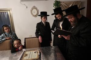 ISRAEL-REHOVOT-PASCUA-PREPARATIVOS