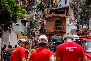 BRASIL-MINAS GERAIS-FUERTES LLUVIAS-BUSQUEDA