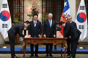 CHILE-SANTIAGO-REPUBLICA DE COREA-KAST-LEE JAE MYUNG-VISITA