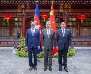 CHINA-BEIJING-WANG YI-CAMBOYA-PRAK SOKHONN-SUN CHANTHOL-REUNION