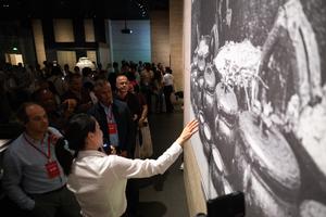 CHINA-HUBEI-WUHAN-ENVIADOS DIPLOMATICOS-MUSEO-VISITA