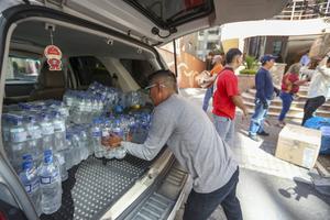ECUADOR-QUITO-VENEZUELA-TERREMOTOS-DONACIONES