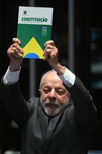 brasil-brasilia-lula-jornada-laboral-promulgacion-101002026101675000390