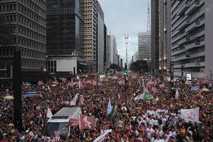 brasil-sao-paulo-elecciones-presidenciales-lula-da-101002026102475000408