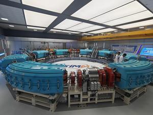 china-guangdong-acelerador-de-iones-pesados-para-u-101002026102375000373