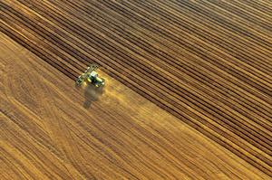 china-heilongjiang-otono-preparacion-de-la-tierra-101002026101975000186