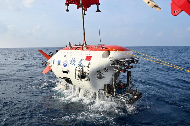 china-jiaolong-investigacion-cientifica-en-aguas-p-101002026101375000348