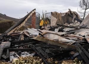 eeuu-california-incendios-forestales-rescate-101002026101875000103