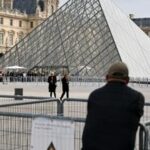FRANCIA-PARIS-MUSEO DE LOUVRE-PROTESTA (8/8)