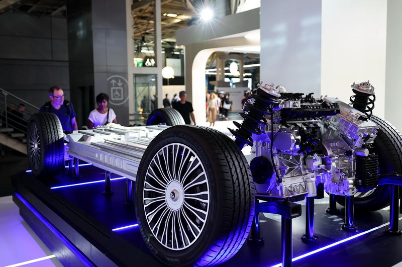 francia-salon-del-automovil-de-paris-fabricantes-c-101002026101375000315