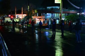 mauricio-port-louis-toque-de-queda-101002026101375000467