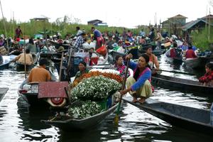 myanmar-nyaungshwe-lago-inle-mercado-flotante-101002026101475000159