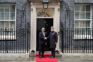 reino-unido-londres-burnham-sultan-de-oman-reunion-101002026102275000194
