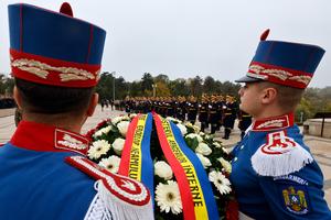 rumania-bucarest-dia-del-ejercito-101002026102575000492