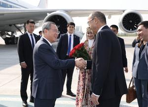 uzbekistan-taskent-china-li-qiang-visita-oficial-l-101002026101775000187